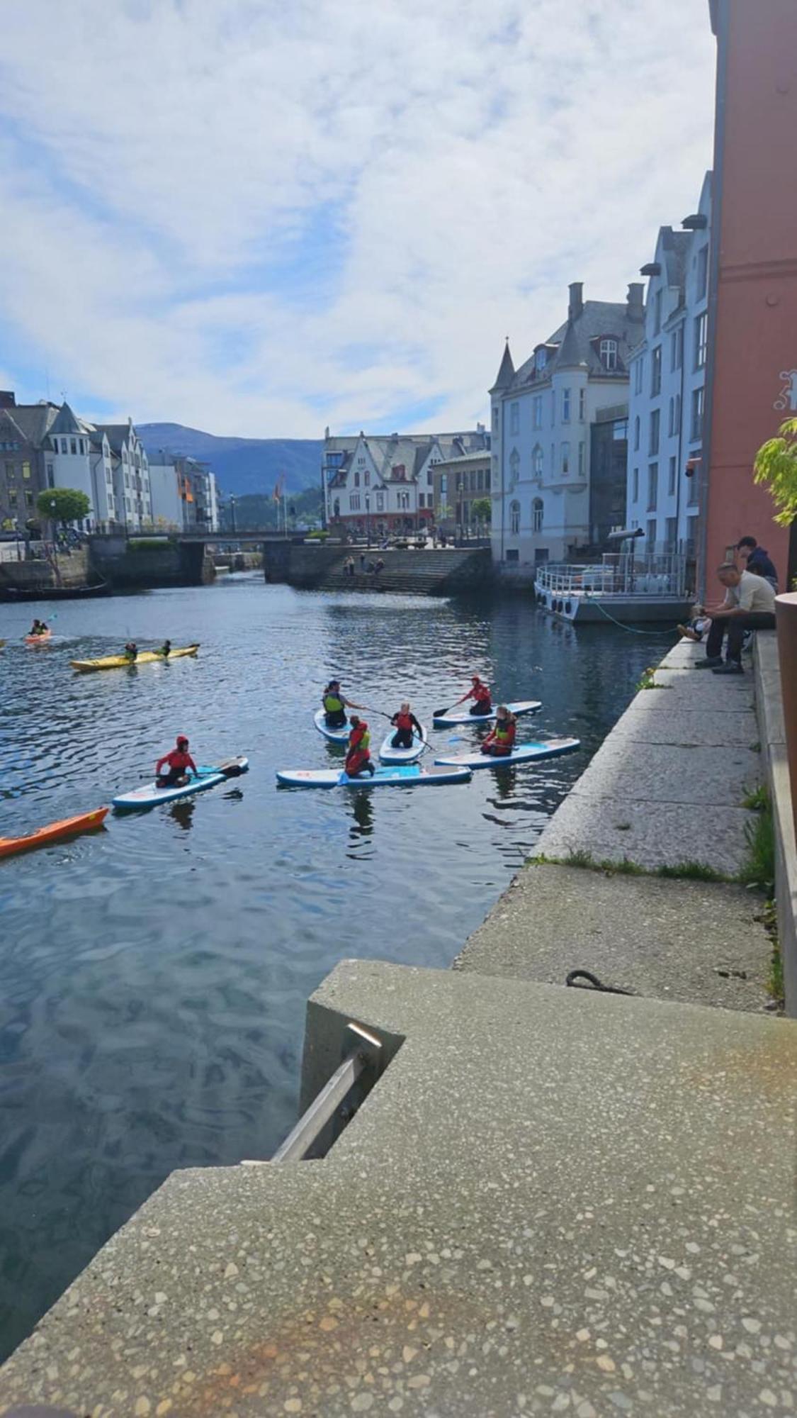 Free Parking Space, 2 Bed Room, Short Walk To Brosundet Ålesund Exteriör bild